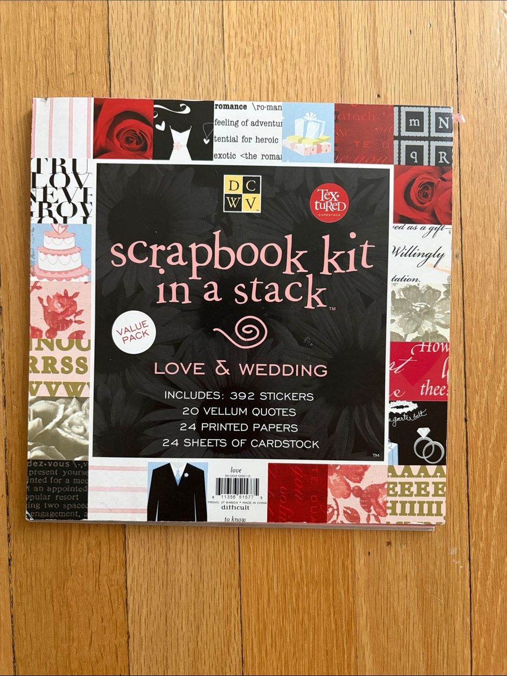 New! 3 Scrapbooks with wedding stickers and 1 black frame included! - Picture 13 of 14